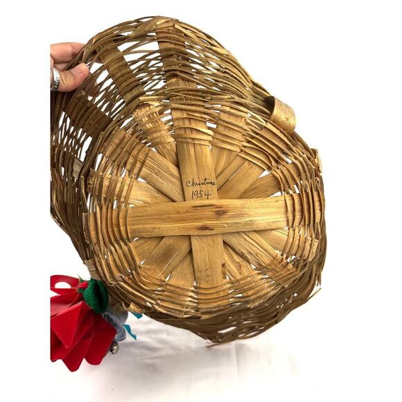 Vintage Christmas Gathering Basket Farmers Market Wicker Storage 1950s - Picture 16 of 16